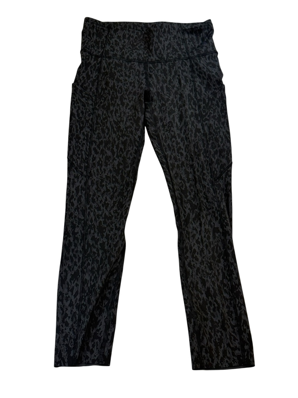 lululemon Fast & Free High Rise Crop Leggings 23” Grey Black Camo Leopard Size 4